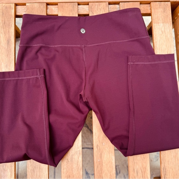 Lululemon Wunder Under Crop II Bordeaux Drama - Picture 9 of 11